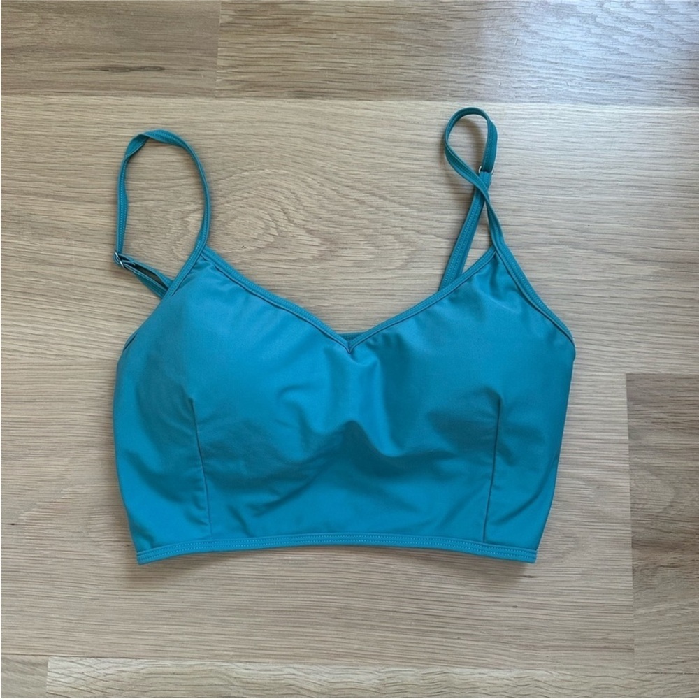 Kortni Jeane V’d crop swim top